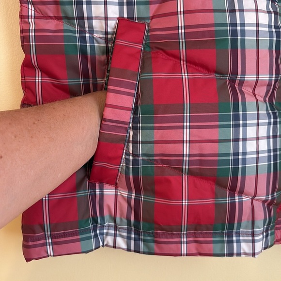 Lands’ End | Classic Red White Green Plaid Zip Front Down Puffer Vest M (8-10) - Picture 8 of 17